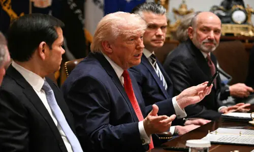 Trump denies &lsquo;desperate&rsquo; Iran deal push amid war pressure