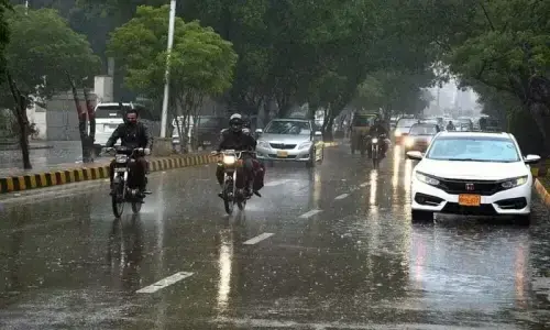 Heavy rain, hailstorm hit Lahore; power feeders trip across the city