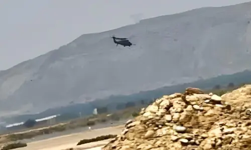 ایران کا امریکی پائلٹس کی تلاش کے لیے آنے والے ہیلی کاپٹرز اور موساد ہیڈکوارٹر تباہ کرنے کا دعویٰ