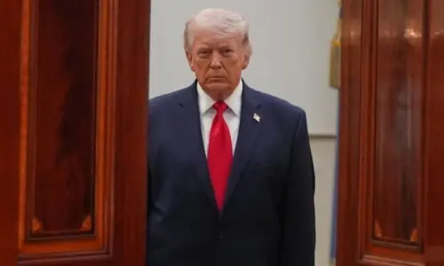 ایران میں ایف 35 طیارے کی تباہی سے ٹرمپ پریشان، &rsquo;میڈیا کے سامنے نہیں آئیں گے&lsquo;