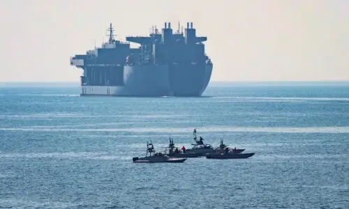 امریکی انٹیلی جنس نے ٹرمپ کی آبنائے ہرمز جلد کھلوانے کی خواہش پر پانی پھیر دیا