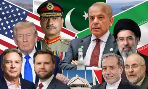 مجتبیٰ خامنہ ای کا ایرانی فوج کو حملے روکنے کا حکم، لیکن &rsquo;یہ جنگ کا خاتمہ نہیں&lsquo;