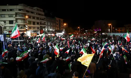 US-Iran truce: Iranian official says strait could open in time for talks