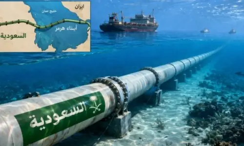 ایران کا آبنائے ہرمز سے گزرنے والی سعودی عرب کی اہم تیل پائپ لائن پر حملہ: رائٹرز