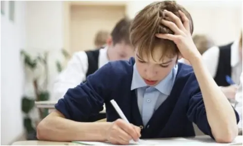 طلبہ یاد کیا ہوا سبق کیوں بھول جاتے ہیں؟ وجہ جانیے