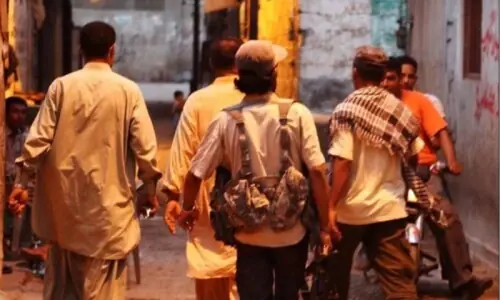 لیاری گینگ وار کے اہم کارندے وصی اللہ لاکھو کے خلاف ریڈ وارنٹ جاری