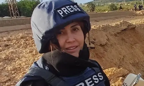 اسرائیل کی لبنان میں جارحیت برقرار، بمباری میں ایک خاتون صحافی جاں بحق