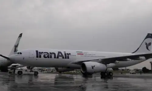 Iran resumes international flights from Tehran after weeks-long halt