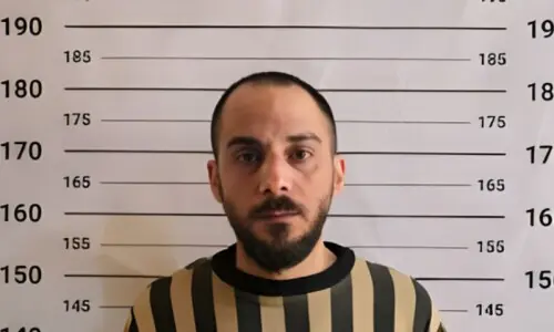 شام میں 2013 کے قتلِ عام کا مرکزی ملزم گرفتار، دمشق میں عوام کا جشن