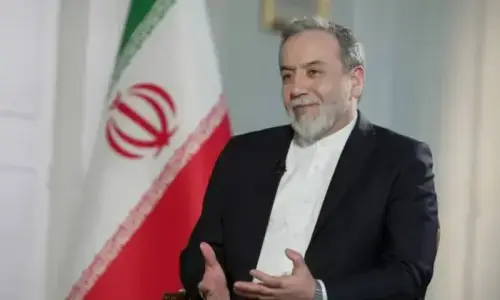 Iran FM calls Pakistan visit &lsquo;very fruitful&rsquo;, questions US commitment to diplomacy