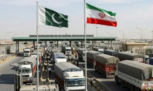 کئی ممالک کو پاکستان کے راستے ایران تک سامان کی ترسیل کی اجازت