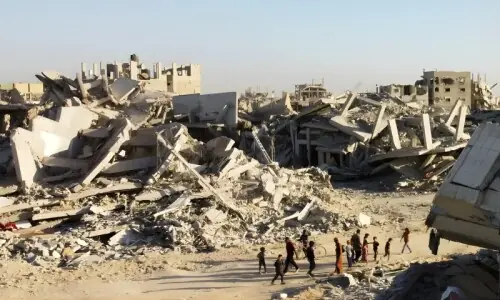 'حالتِ جنگ': اسرائیل نے غزہ میں حملے کیوں تیز کر دیے؟