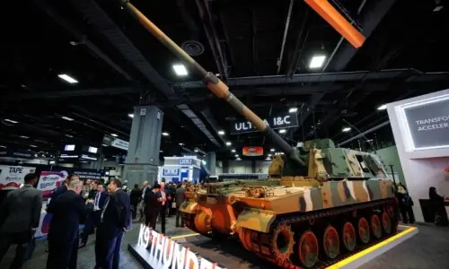 جنگ کی دستک: دنیا بھر میں فوجی اخراجات 16 سال کی بلند ترین سطح پر پہنچ گئے