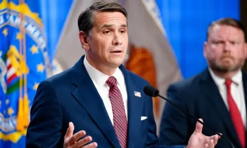 ٹرمپ کو دھمکی: سابق ایف بی آئی ڈائریکٹر پر فردِ جرم عائد