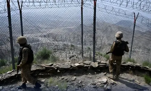 پاک افغان سرحد پر افغان طالبان کی بلا اشتعال جارحیت، پاک فوج کا بھرپور جواب