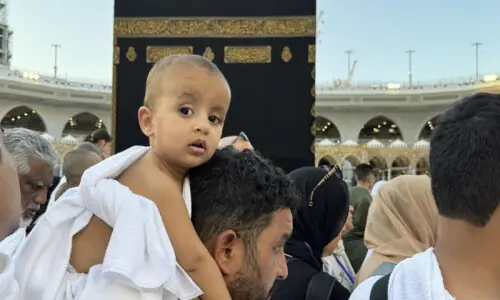 Saudi Arabia bars under-15 pilgrims from Hajj