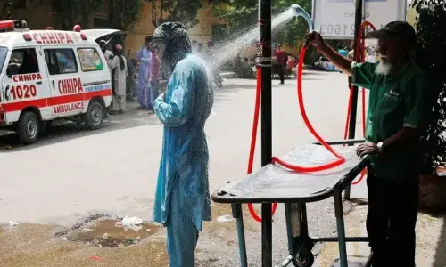 Heatwave alert grips Sindh, temperatures to hit 45&deg;C