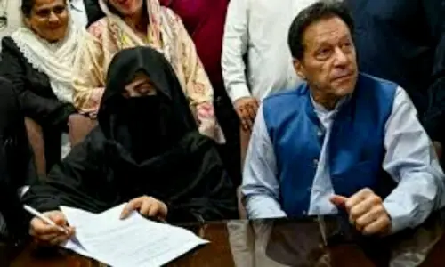 &pound;190mn case: IHC rejects Imran, Bushra appeals for suspension of sentences