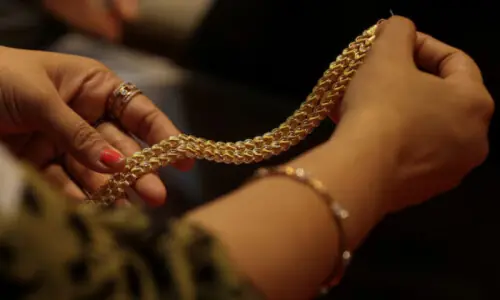 India raises gold and silver tariffs to 15% to curb imports, support rupee