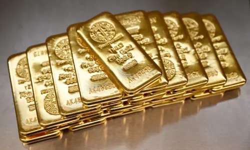 Gold per tola rise in Pakistan and international markets
