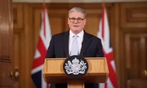 Starmer faces growing pressure as UK political instability deepens