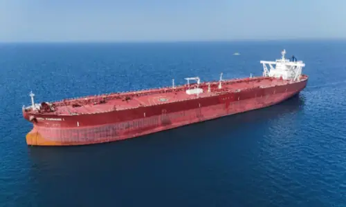Supertanker with Iraqi oil heads for Vietnam after hold-up in US blockade