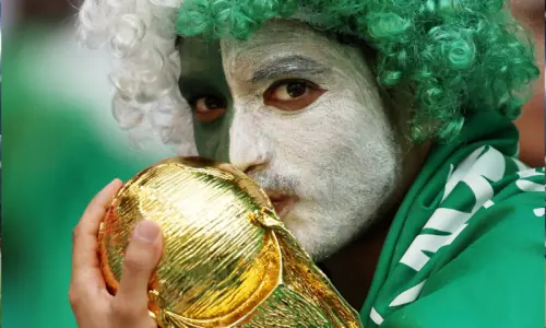 فیفا ورلڈ کپ 2026: 48 ٹیموں والا نیا فارمیٹ کیا ہے اور کیسے کام کرے گا؟ آسان الفاظ میں سمجھیں