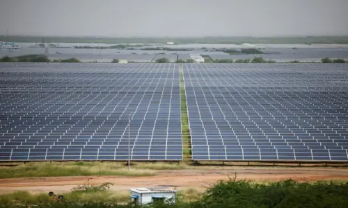 India's tougher grid rules unsettle investors, test clean energy ambitions