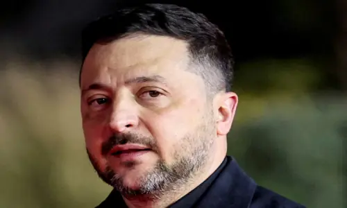 Zelensky, in open letter, invites Putin to talks to end the war