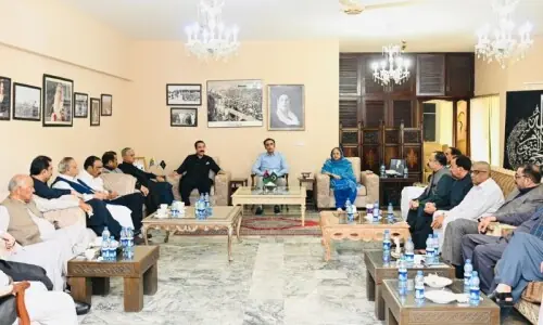 بلاول کا آزاد کشمیر کی صورتحال پر اظہار تشویش: صدر اور وزیراعظم سے ملاقات کا امکان