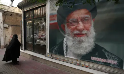 US-Iran split over timing of peace deal signing