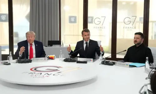 Russia should make peace deal, Trump says after 'very good' Zelensky meeting