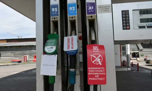 Russia buys gasoline from India to tackle shortages, sources say