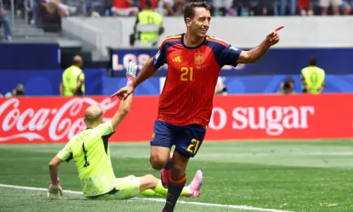 Improving Spain outclass Austria 3-0 to ease into World Cup last 16