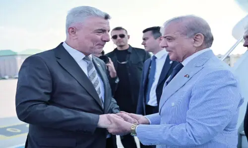 PM Shehbaz arrives in Istanbul to boost Pakistan-Turkiye ties