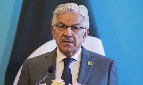 میرے خلاف پروپیگنڈا مہم سے مودی کی ساکھ بحال نہیں ہو سکتی: خواجہ آصف