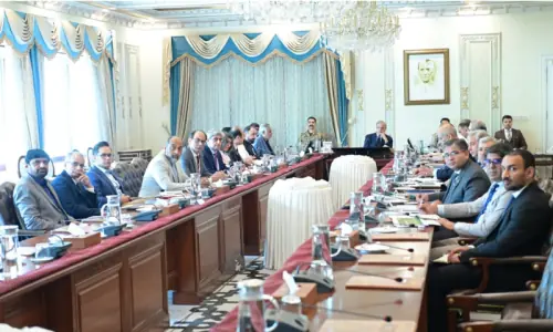 PM directs Pakistani embassies to create more overseas job opportunities