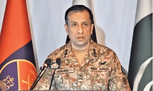 بلوچستان میں دہشت گردی کے 3 بڑے واقعات میں 54 دہشت گرد ہلاک ہوئے: ترجمان پاک فوج