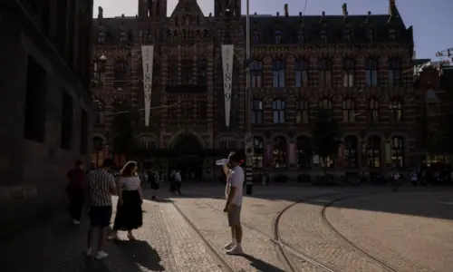Heat and drought cause water shortage in Netherlands, government says