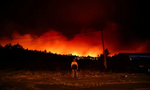 More than 10,000 evacuated in southwestern France as wildfire spreads