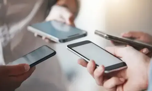 Mobile data and call package prices rise in Pakistan as PTA reports up to 33% increase