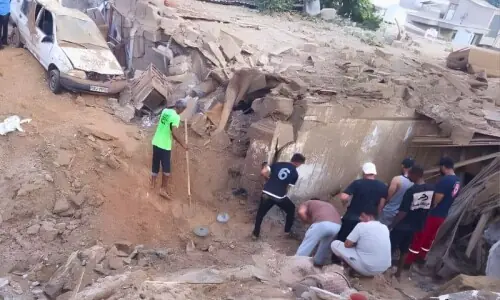 امریکا کے ایران پر دوبارہ فضائی حملے، 3 افراد جاں بحق، بحری ناکہ بندی سخت