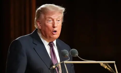 ٹرمپ کا ایران پر بڑے حملے کا منصوبہ مؤخر کرنے کا اعلان ٹرمپ کا ایران پر بڑے حملے کا منصوبہ مؤخر کرنے کا اعلان