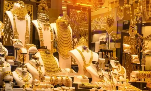 سونے کی قیمت میں پھر بڑا اضافہ، فی تولہ کتنے کا ہوگیا؟