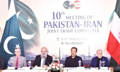 Iran eyes stronger trade links with Pakistan via Karachi, Gwadar ports