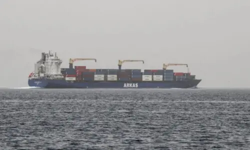 Houthis claim missile strike on Saudi oil tanker in Red Sea