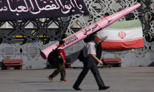 Trump's Iran dilemma: He's stuck in war with no exit in sight