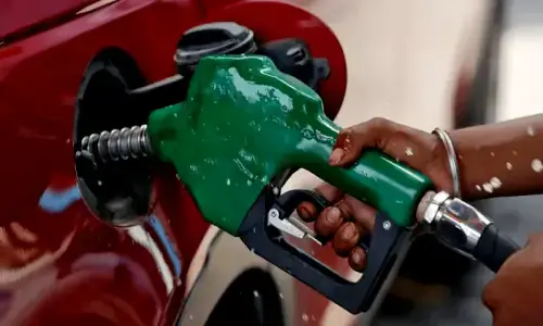Government reduces petrol, diesel prices again