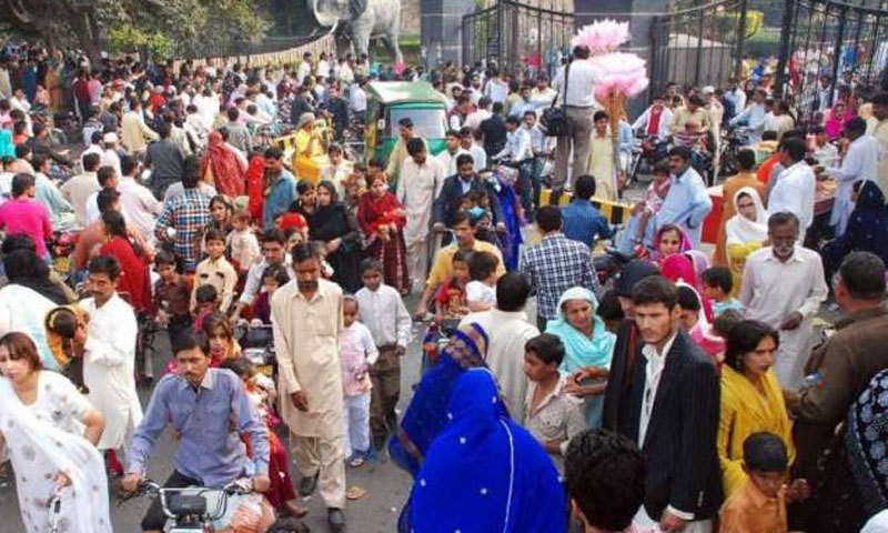 لاہور: کئی علاقوں میں اسمارٹ لاک ڈاون بے معنی