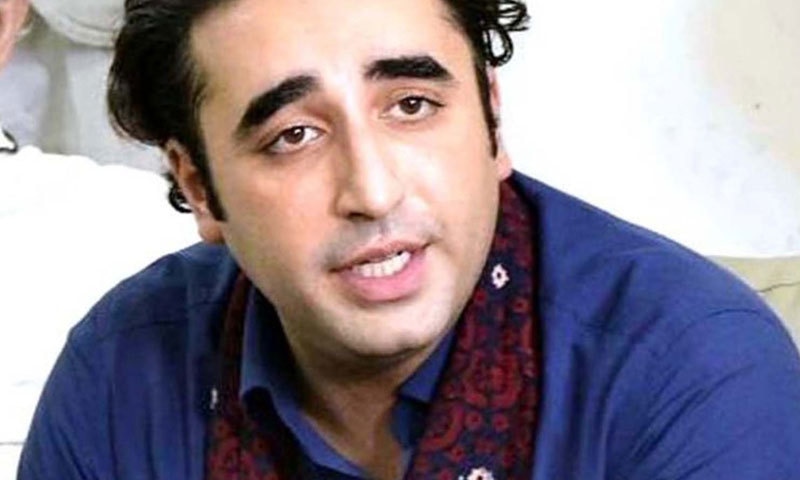 'طیارہ حادثے پر وزیر ہوا بازی کو برخاست ہونا ہوگا'